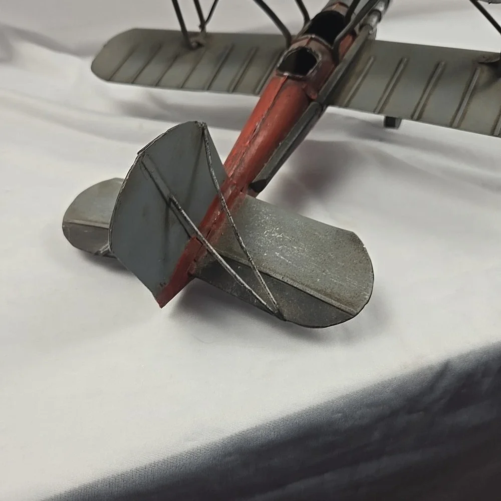 Biplane‎ Gray And Red 12